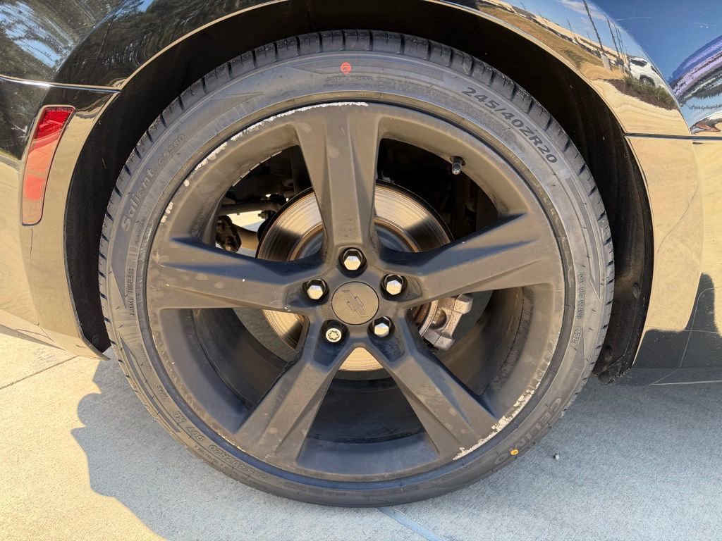 Used 2017 Chevrolet Camaro LT image 9