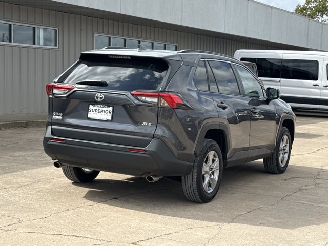 Used 2025 Toyota RAV4 XLE FWD image 3