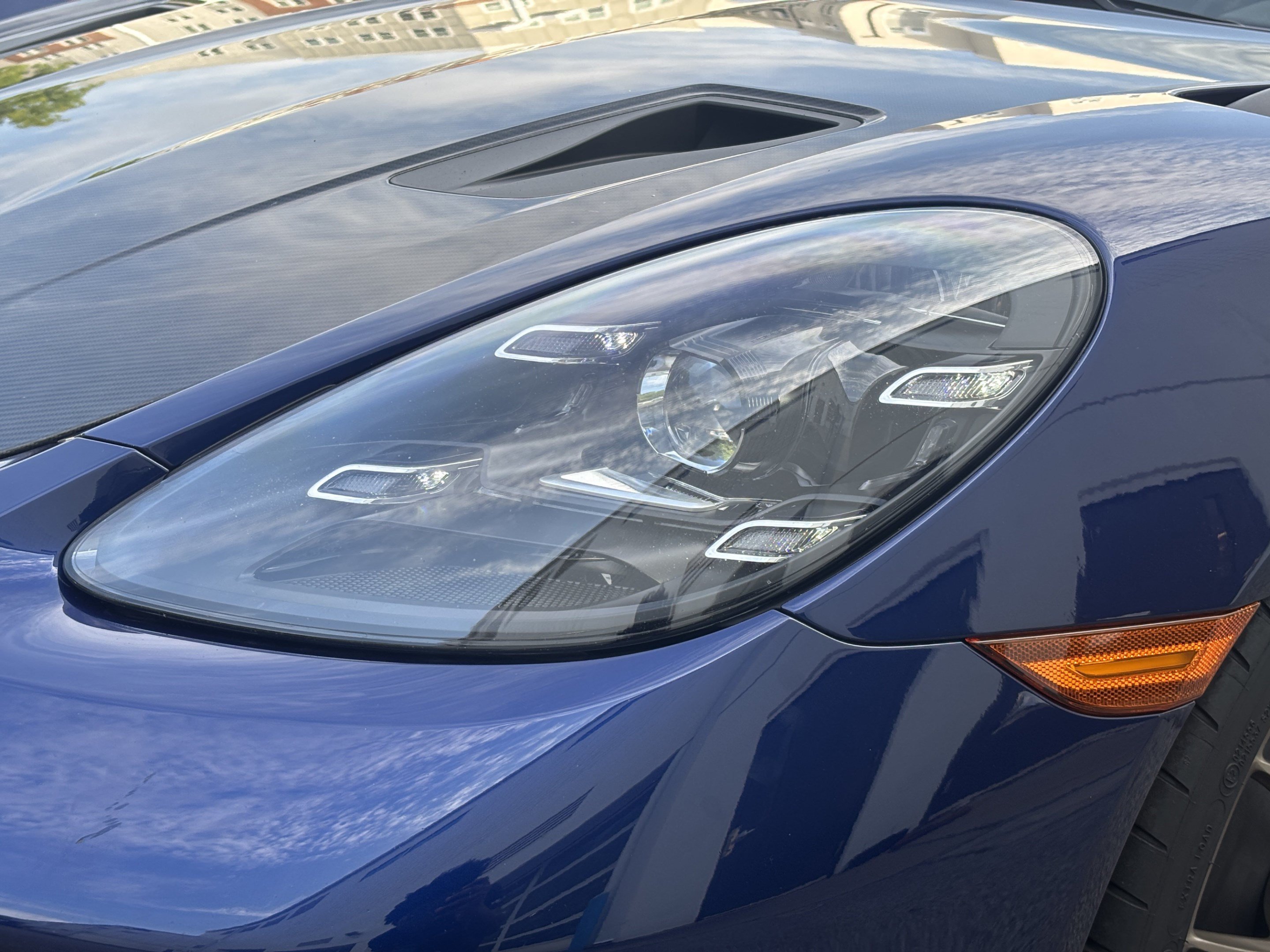 Used 2023 Porsche 718 Cayman GT4 RS RWD image 33