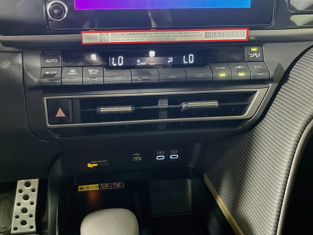New 2026 Toyota Camry SE FWD image 25