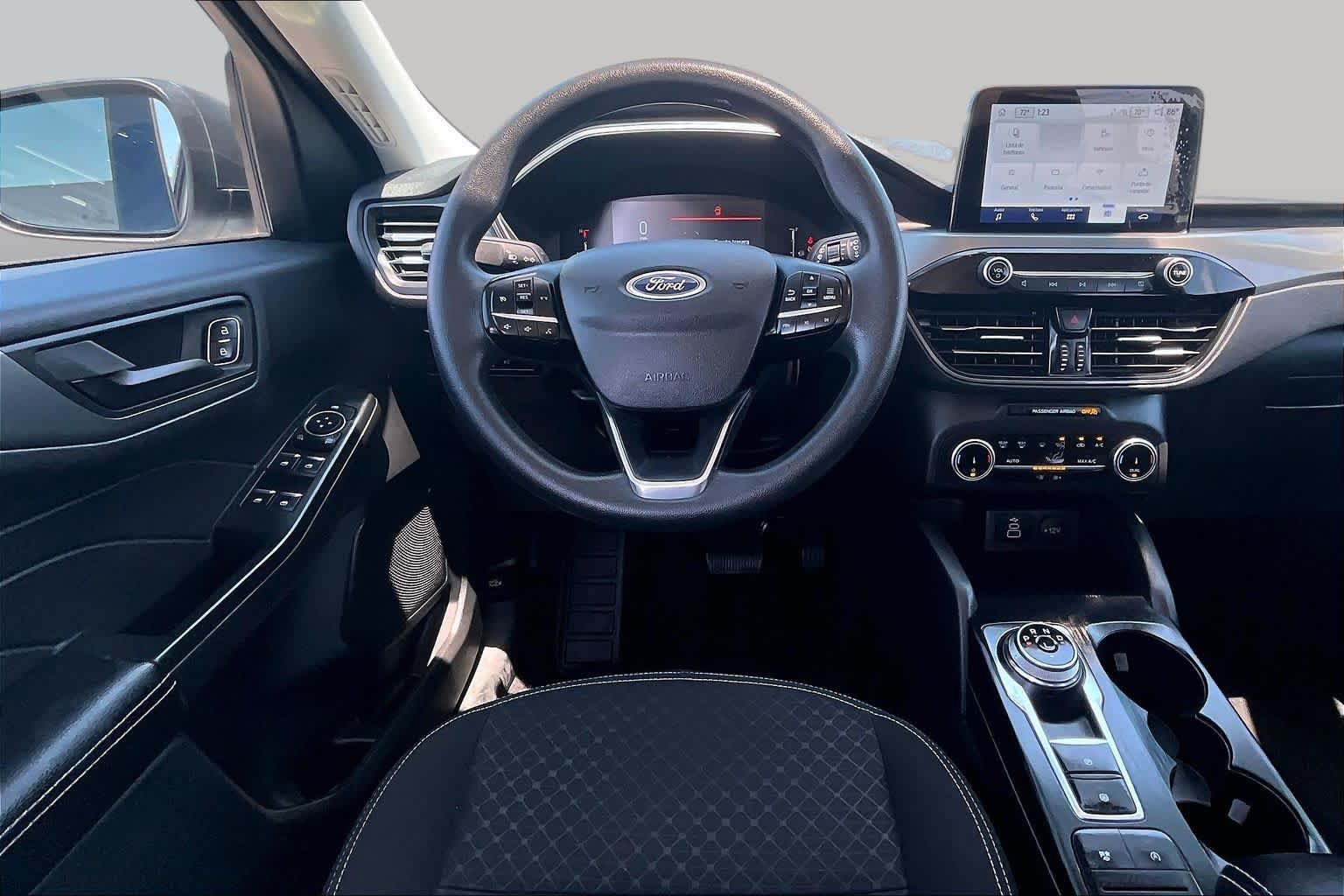 Certified 2025 Ford Escape Active FWD image 6