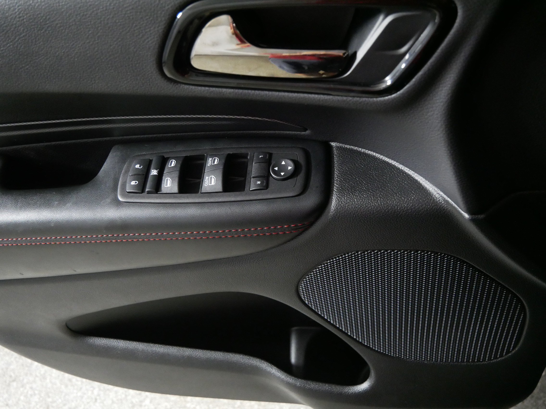 Used 2025 Dodge Durango GT AWD/4WD image 19