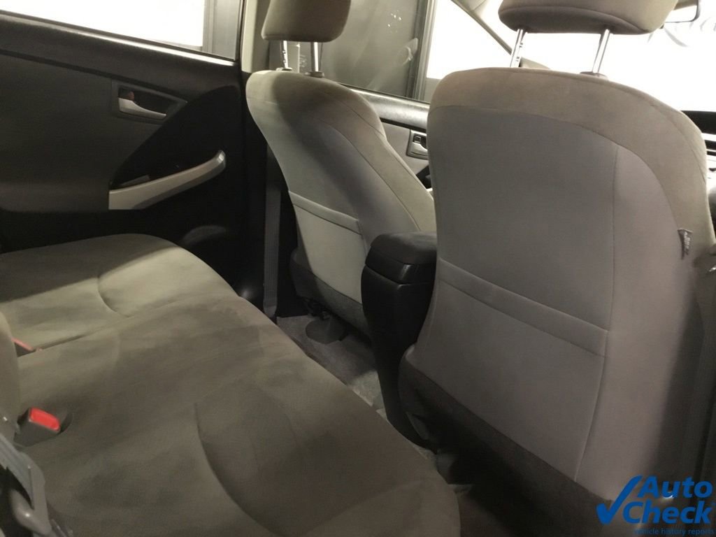 Used 2015 Toyota Prius Three w/ Solar Roof Package image 31