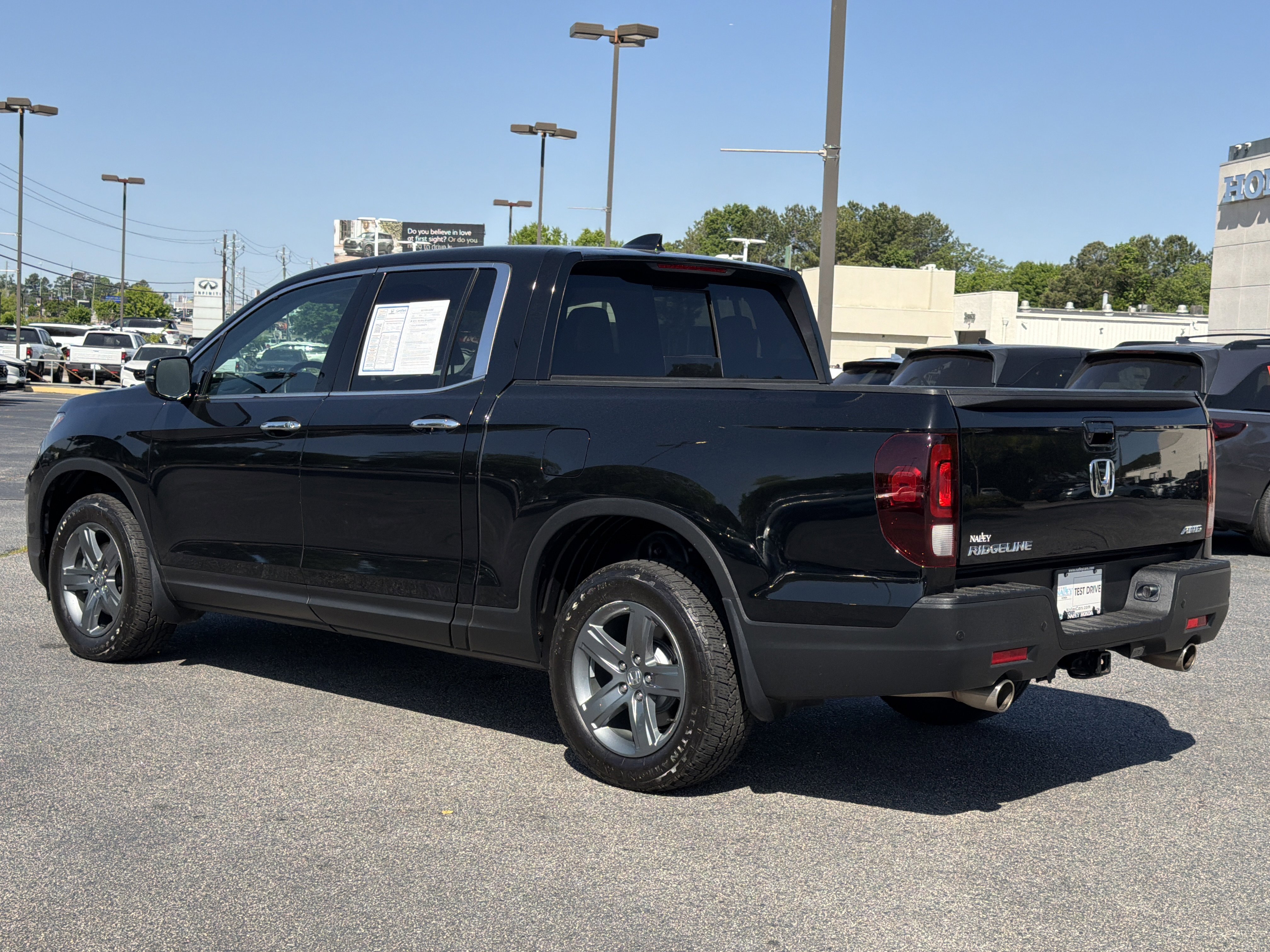 Used 2023 Honda Ridgeline RTL-E image 3