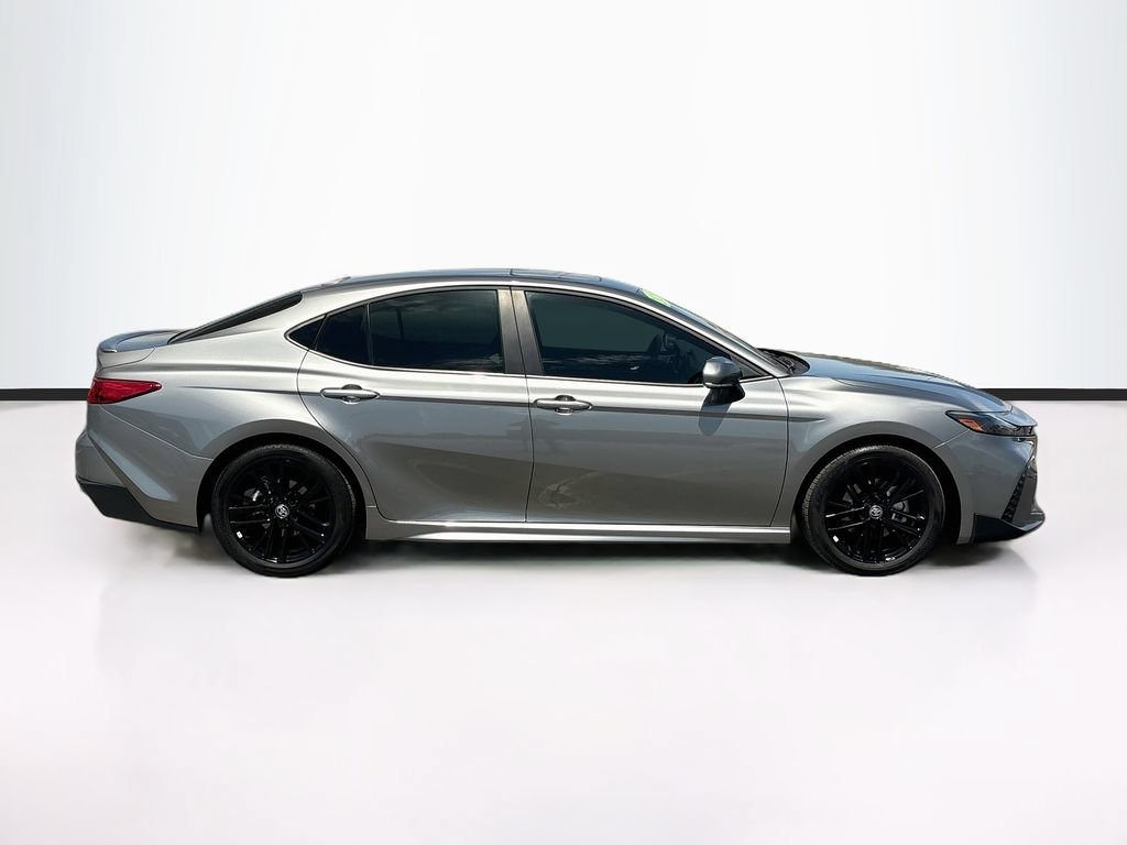 Used 2026 Toyota Camry SE w/ Convenience Package FWD image 4