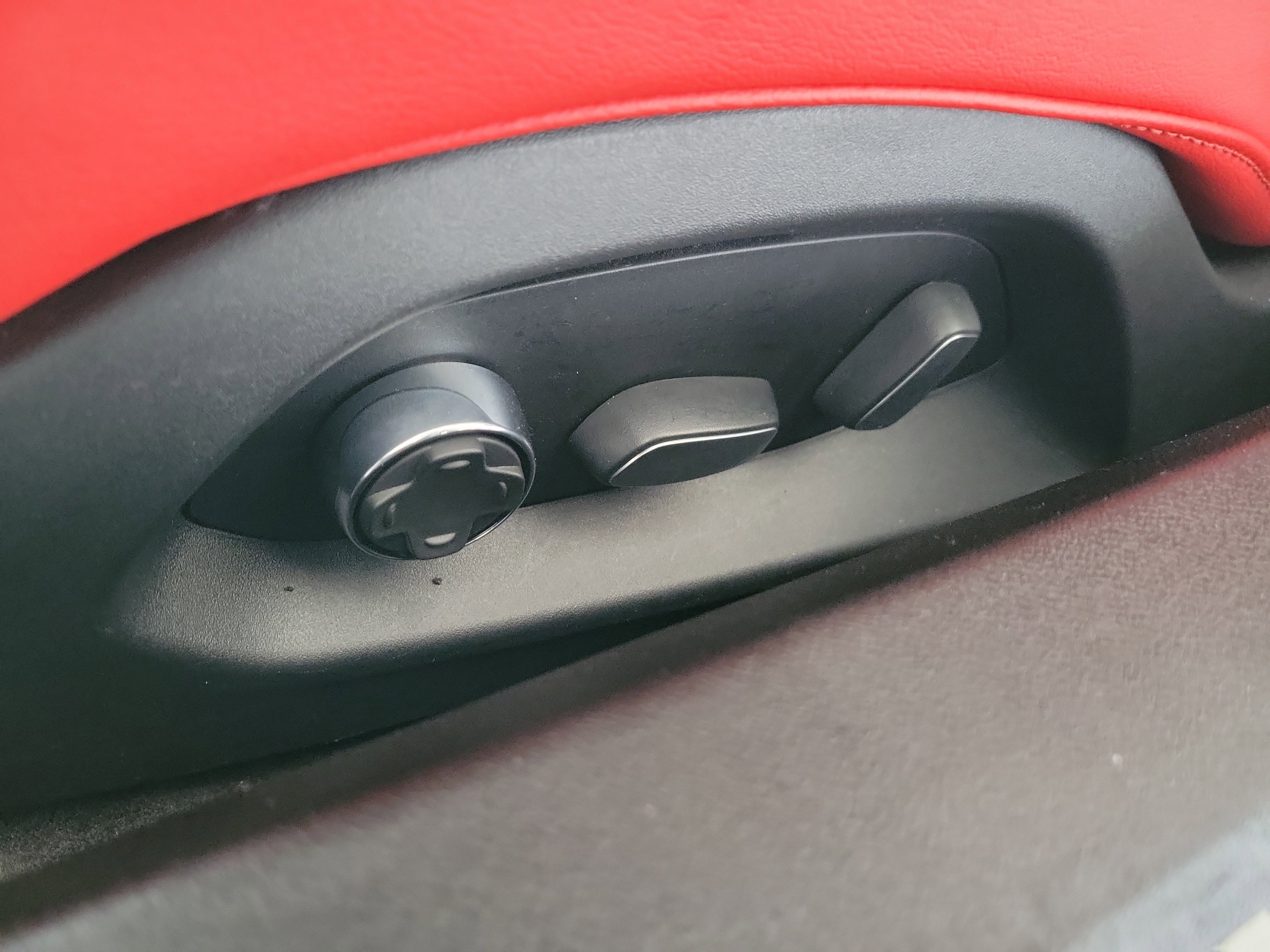 Used 2023 Chevrolet Corvette Stingray Premium Conv w/ 3LT image 11