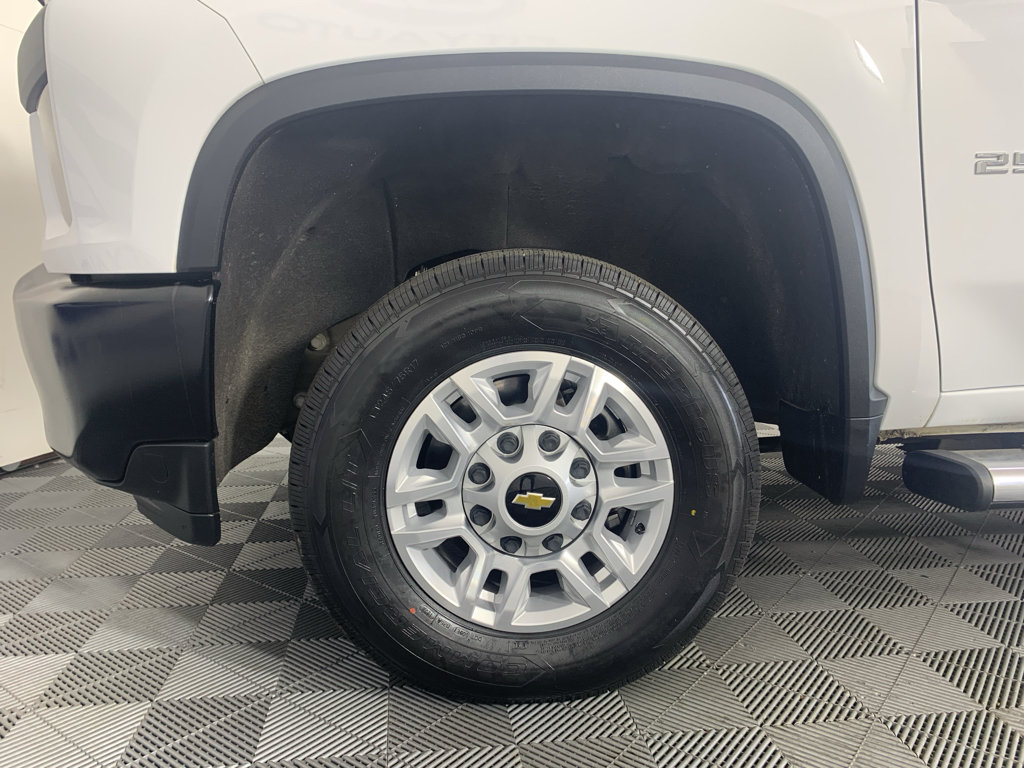 Used 2022 Chevrolet Silverado 2500 W/T w/ WT Convenience Package RWD image 9
