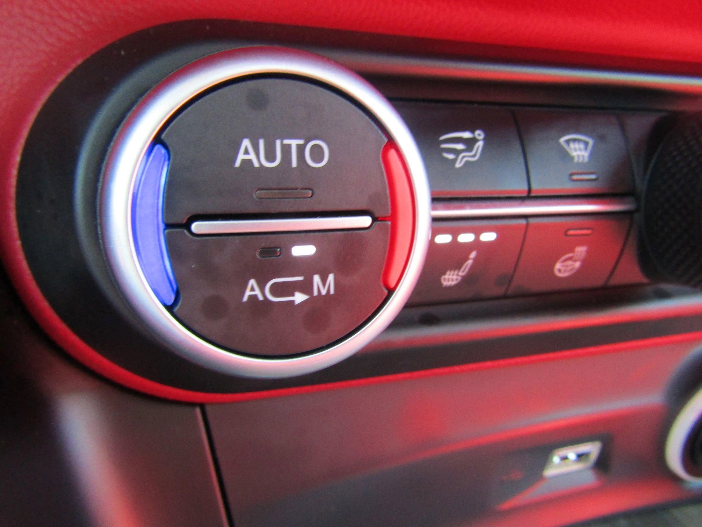 Used 2019 Alfa Romeo Stelvio Ti AWD/4WD image 29