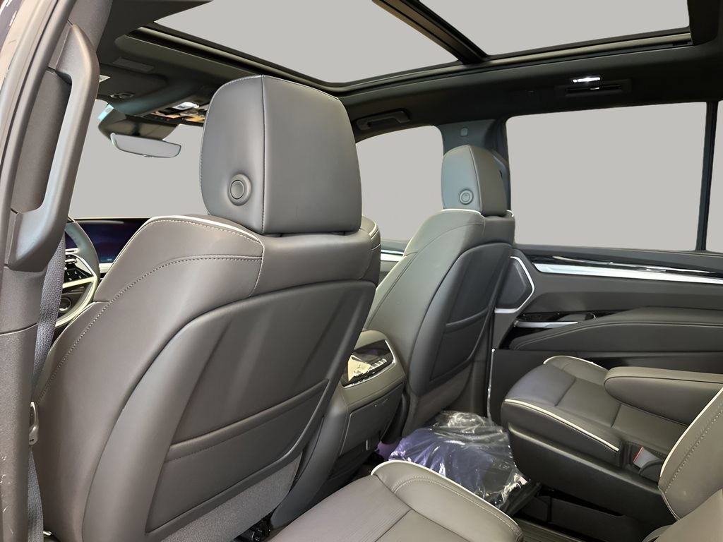 New 2026 Cadillac Escalade Sport w/ Touring Package AWD/4WD image 17