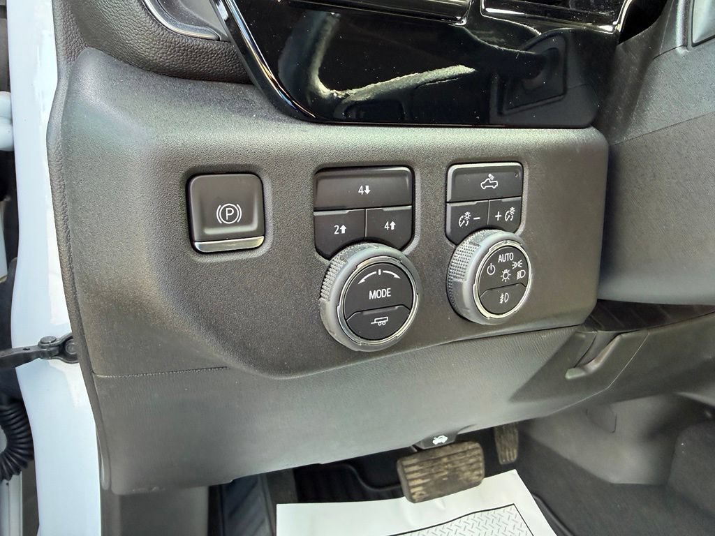 Used 2024 Chevrolet Silverado 2500 LT w/ Convenience Package AWD/4WD image 15