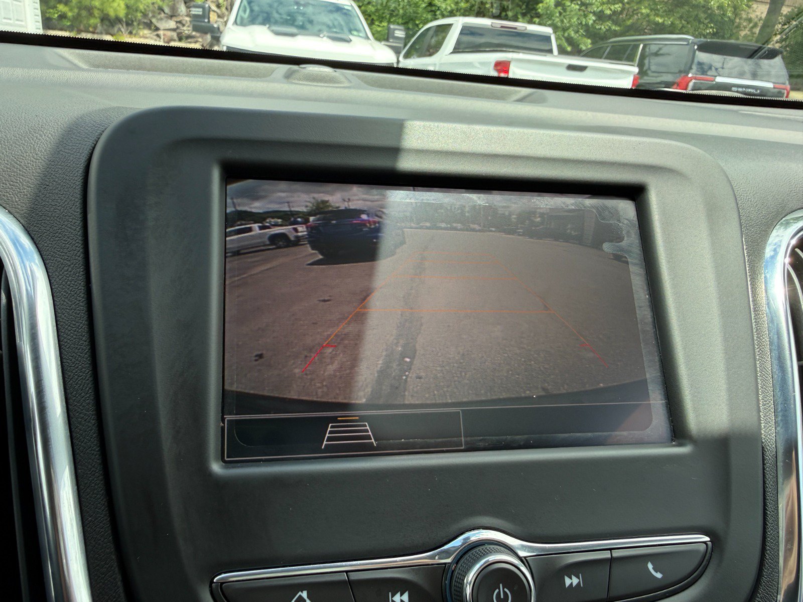 Used 2024 Chevrolet Equinox LT AWD/4WD image 34