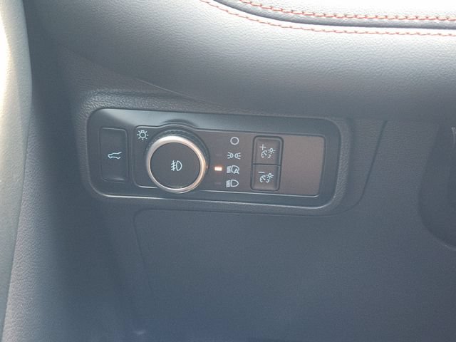 Used 2025 Ford Explorer ST AWD/4WD image 22