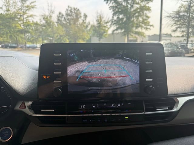 Used 2021 Toyota Sienna LE image 10