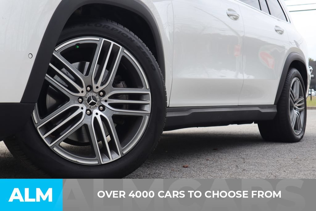 Used 2025 Mercedes-Benz GLS 450 4MATIC image 2