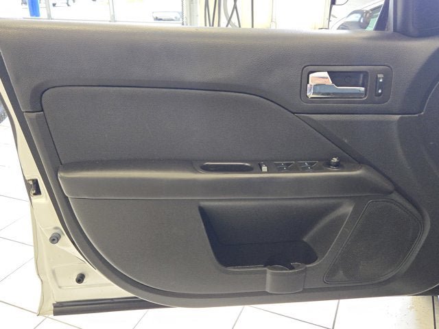 Used 2012 Ford Fusion SE FWD image 14