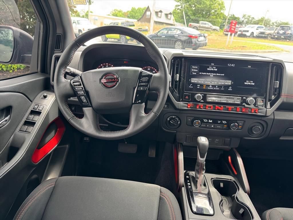 Certified 2025 Nissan Frontier PRO-4X AWD/4WD image 12