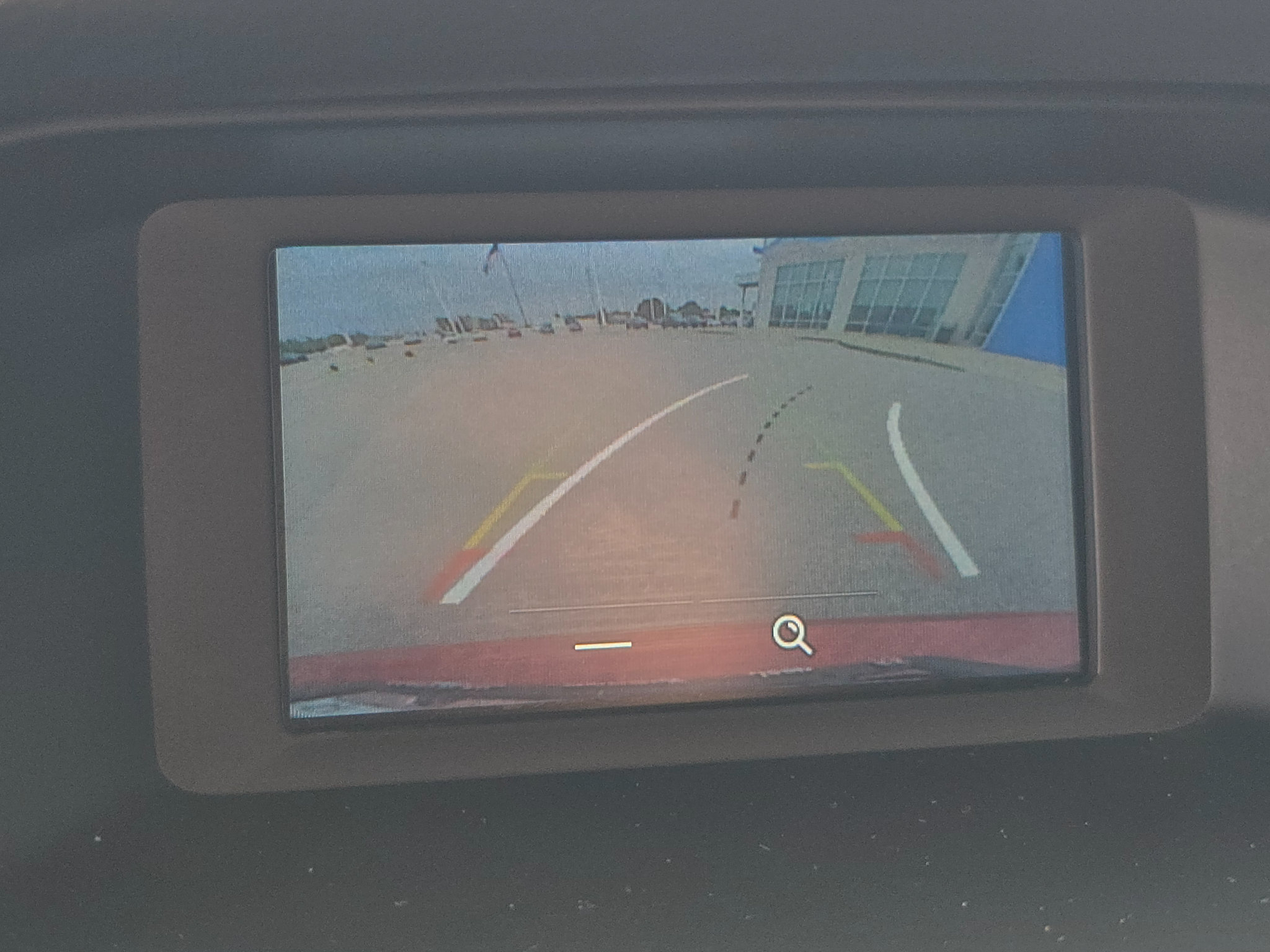 Used 2018 Ford Focus SE FWD image 22