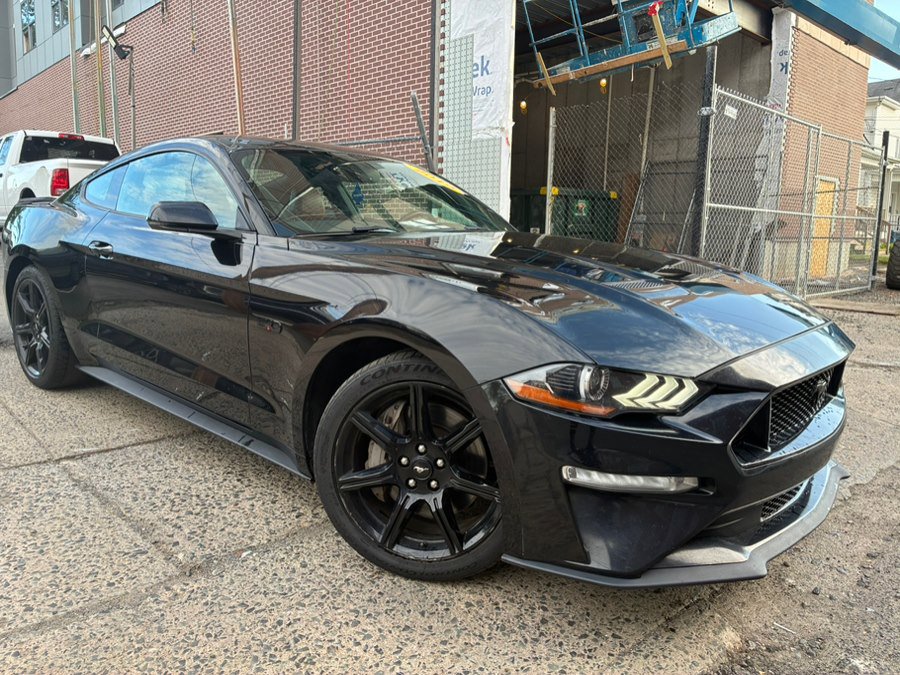 Used 2019 Ford Mustang GT Premium w/ Black Accent Package RWD image 3