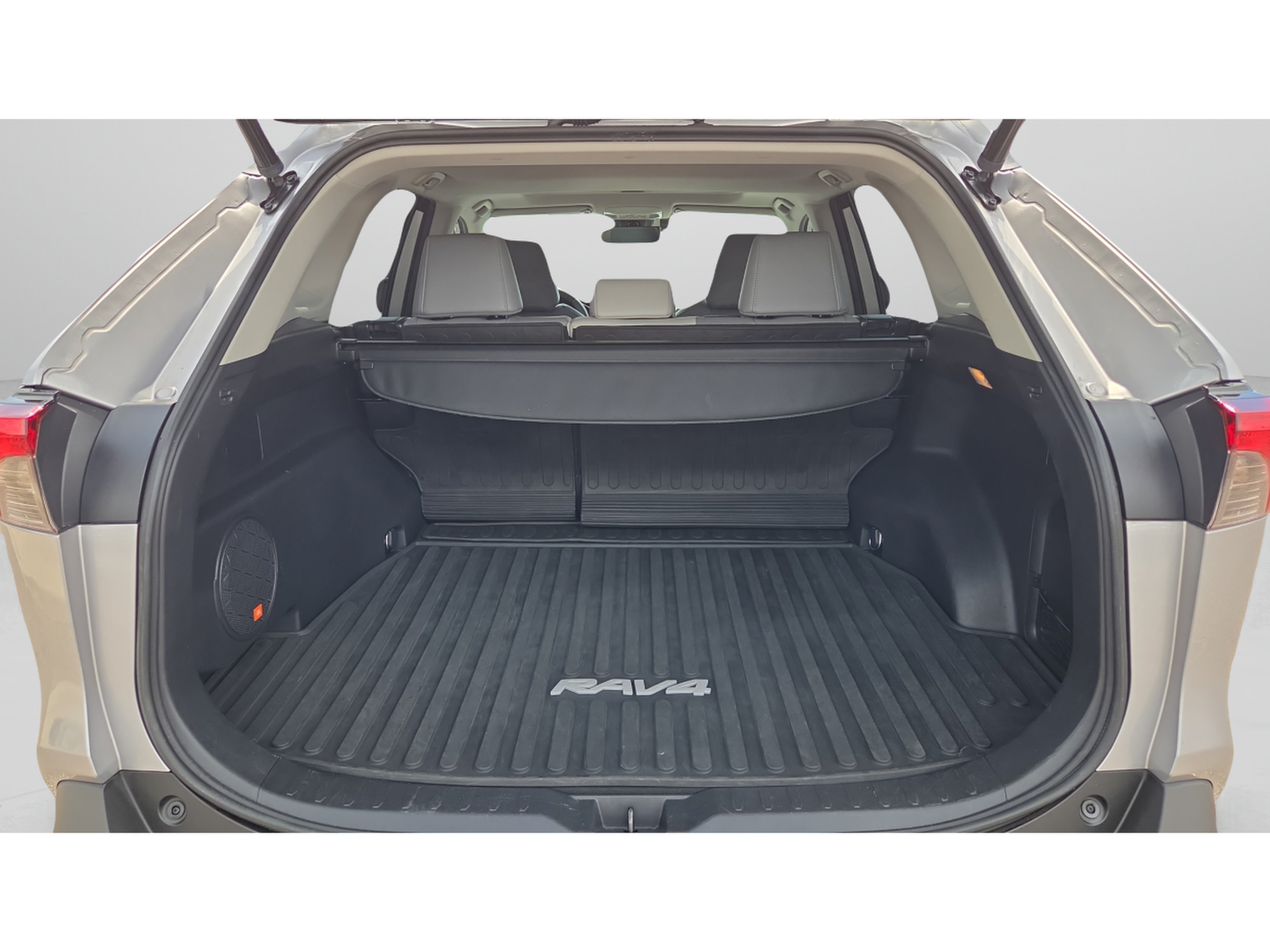 Certified 2021 Toyota RAV4 Limited w/ Limited Grade Weather Package AWD/4WD image 9