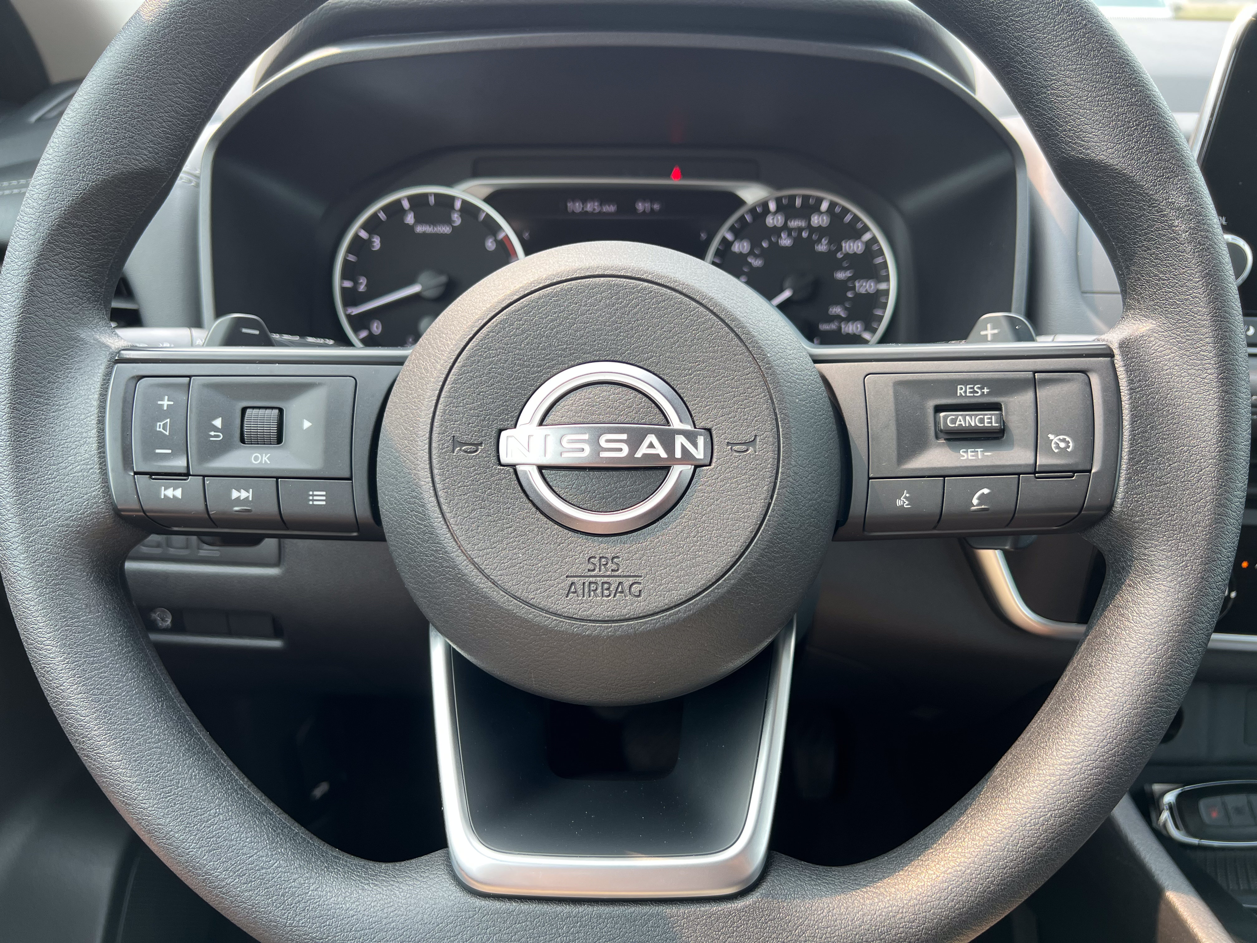 Used 2024 Nissan Rogue S AWD/4WD image 16