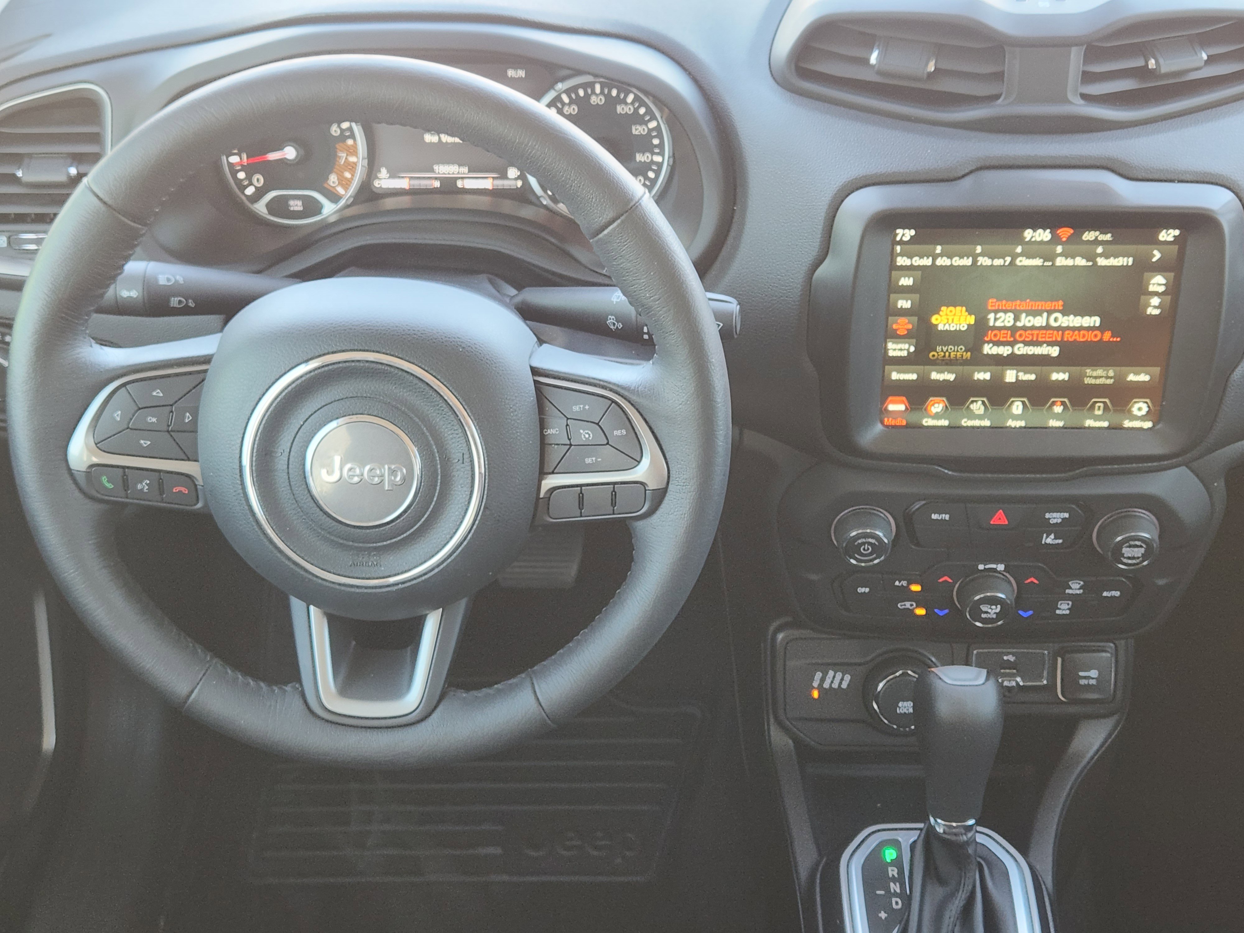 Used 2022 Jeep Renegade Limited image 27