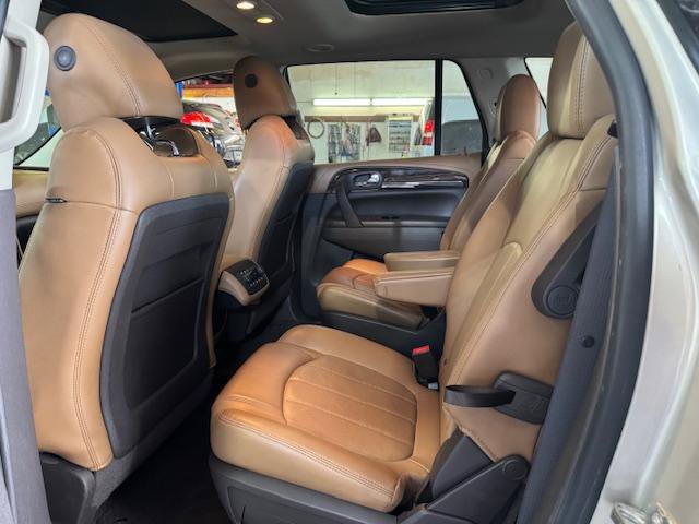 Used 2015 Buick Enclave Premium FWD image 28