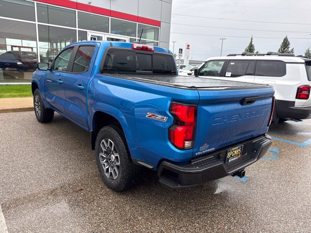 Used 2023 Chevrolet Colorado Z71 w/ Z71 Convenience Package 2 AWD/4WD image 7