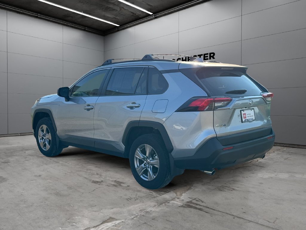 Certified 2025 Toyota RAV4 LE AWD/4WD image 3