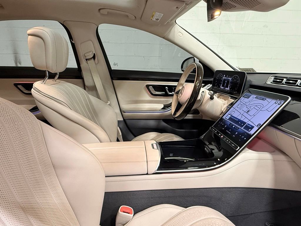 Used 2023 Mercedes-Benz S 500 4MATIC w/ AMG Line image 40