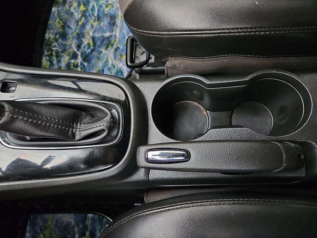 Used 2020 Buick Encore Preferred FWD image 23
