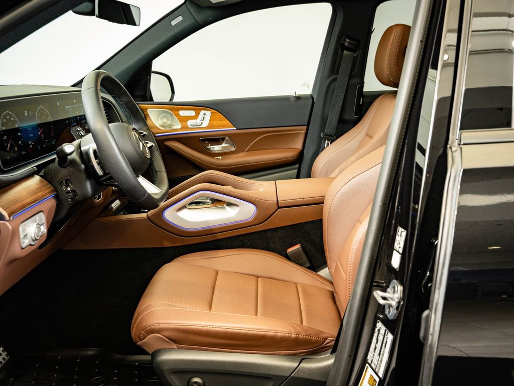 Certified 2026 Mercedes-Benz GLS 450 4MATIC image 24