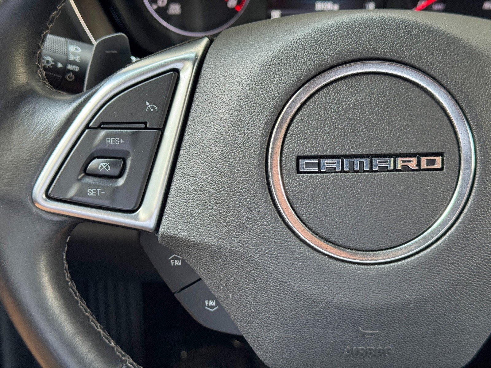 Used 2017 Chevrolet Camaro LT RWD image 18