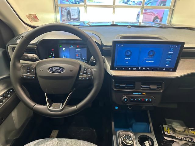 New 2026 Ford Maverick XLT w/ XLT Luxury Package FWD image 8