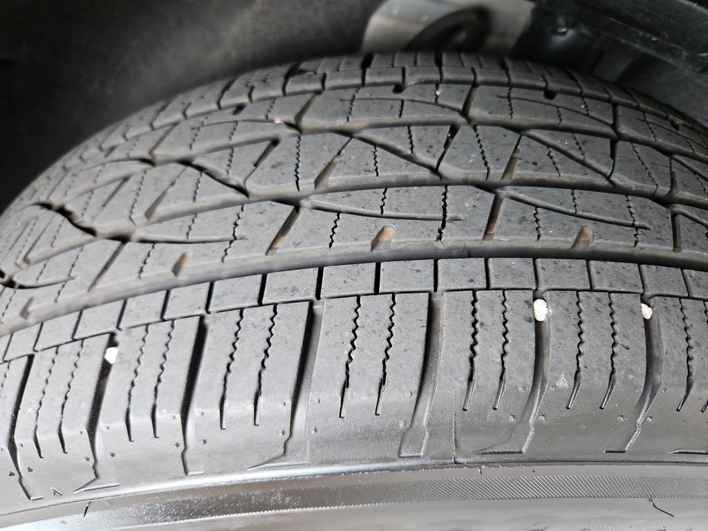 Used 2026 Chevrolet Equinox LT FWD image 33
