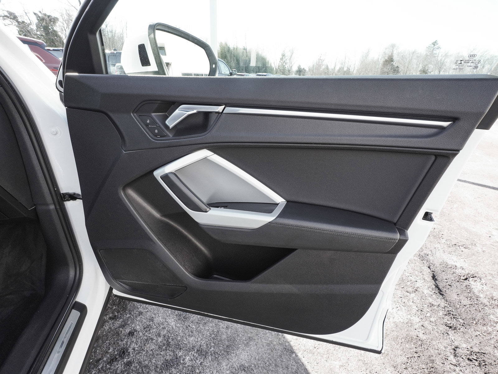 Used 2020 Audi Q3 2.0T Premium image 13