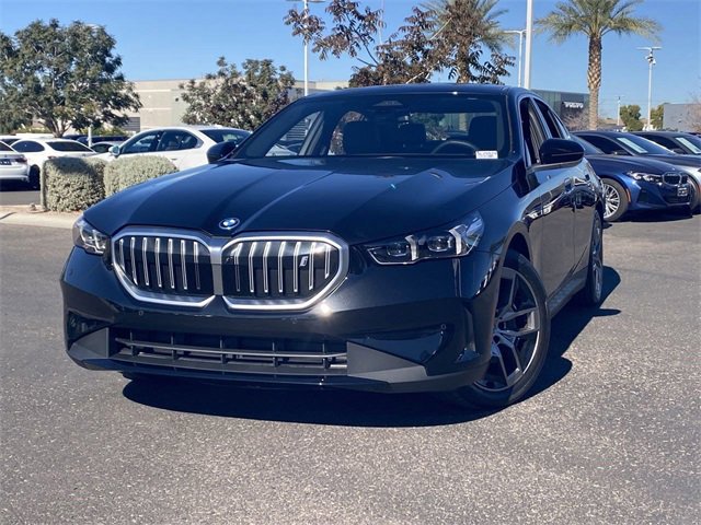 Certified 2025 BMW i5 eDrive40i w/ Premium Package image 4