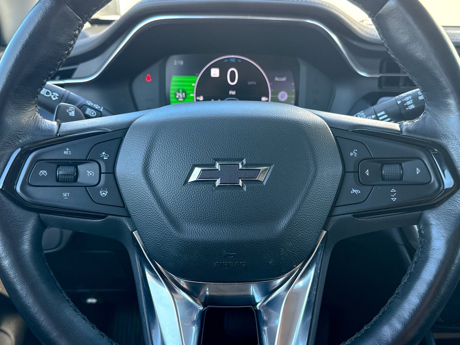 Used 2022 Chevrolet Bolt EUV Premier w/ Launch Edition image 45