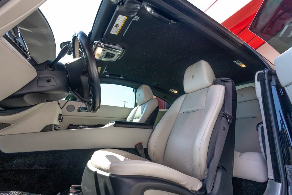Used 2019 Rolls-Royce Wraith RWD image 44