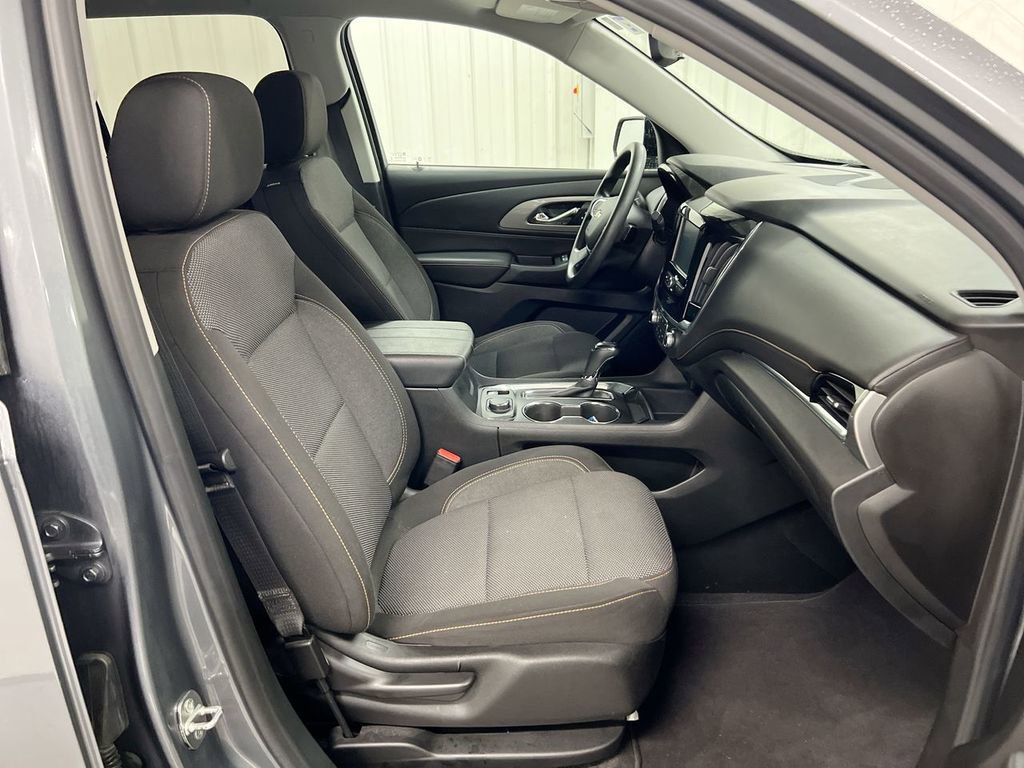 Used 2018 Chevrolet Traverse LS image 21
