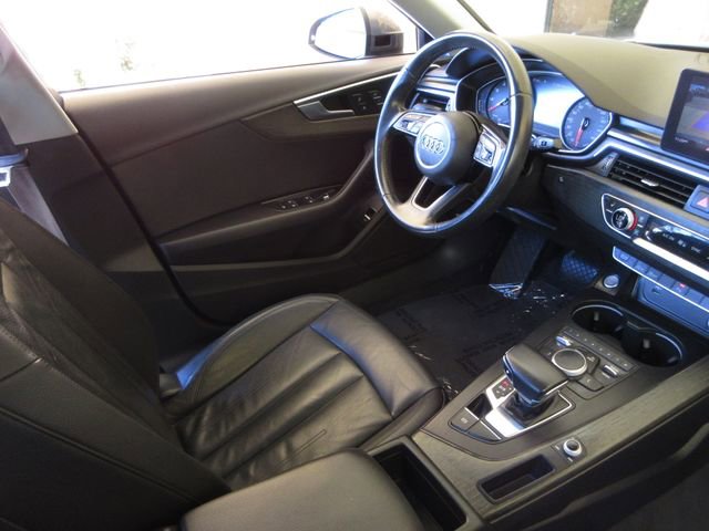 Used 2019 Audi A4 2.0T Premium image 22