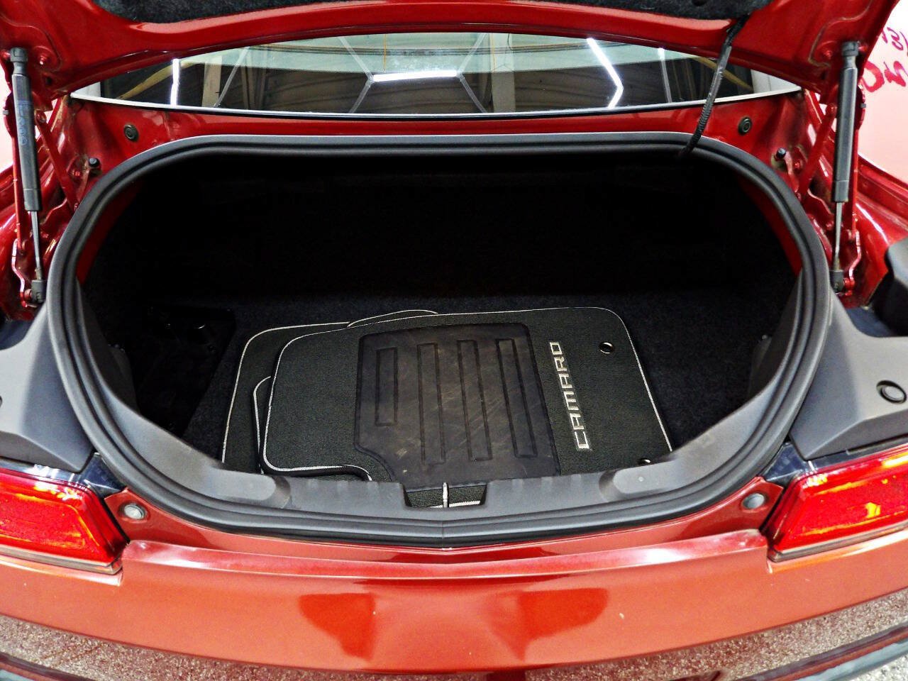 Used 2014 Chevrolet Camaro LS RWD image 11