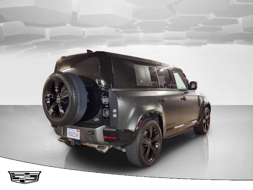 Used 2023 Land Rover Defender 110 V8 AWD/4WD image 2
