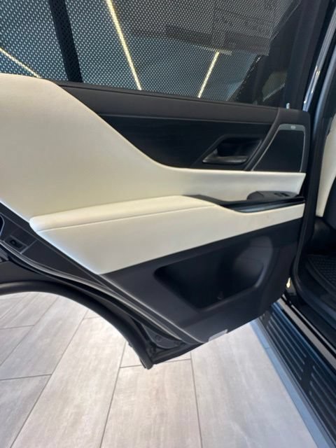 New 2026 Lexus LX 700h Luxury AWD/4WD image 13