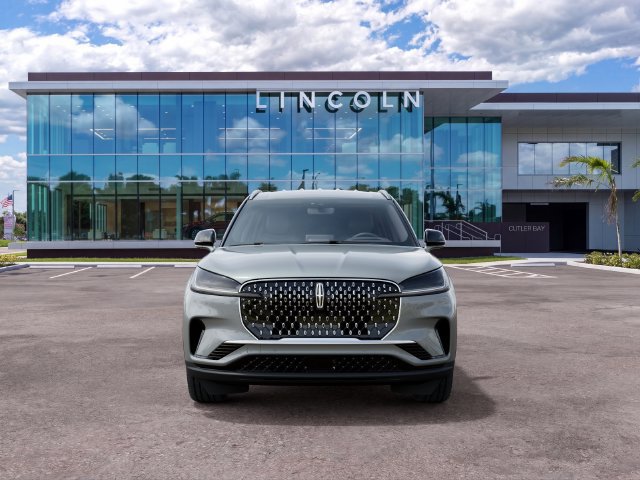 New 2027 Lincoln Aviator 2WD image 3
