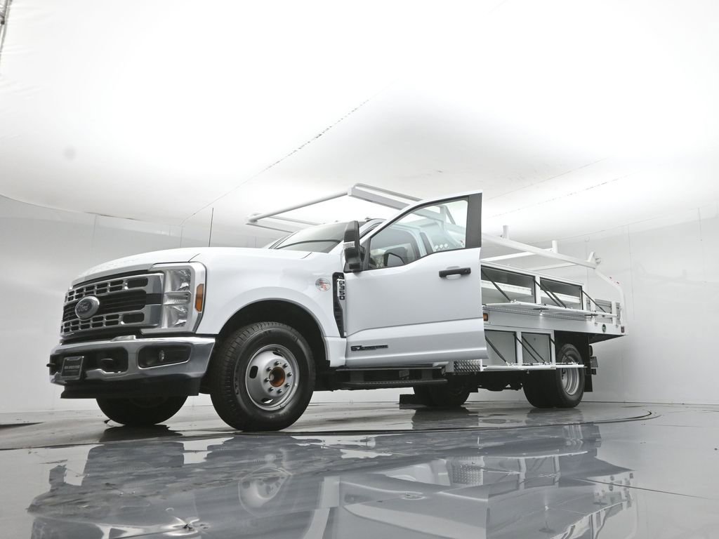 New 2025 Ford F350 XL w/ XL Chrome Package RWD image 46