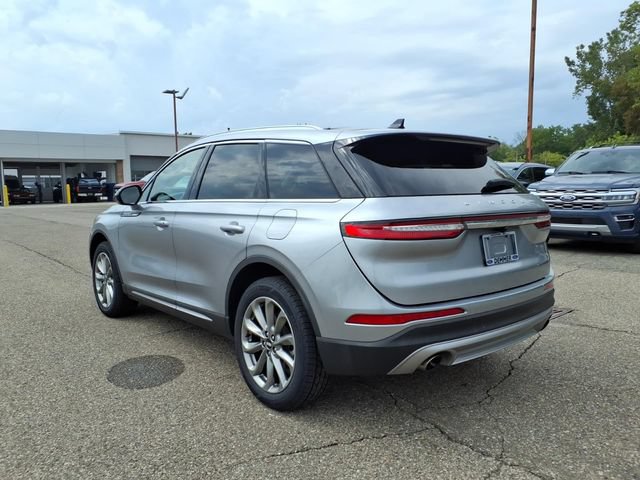 Used 2022 Lincoln Corsair AWD w/ Premium Package image 5