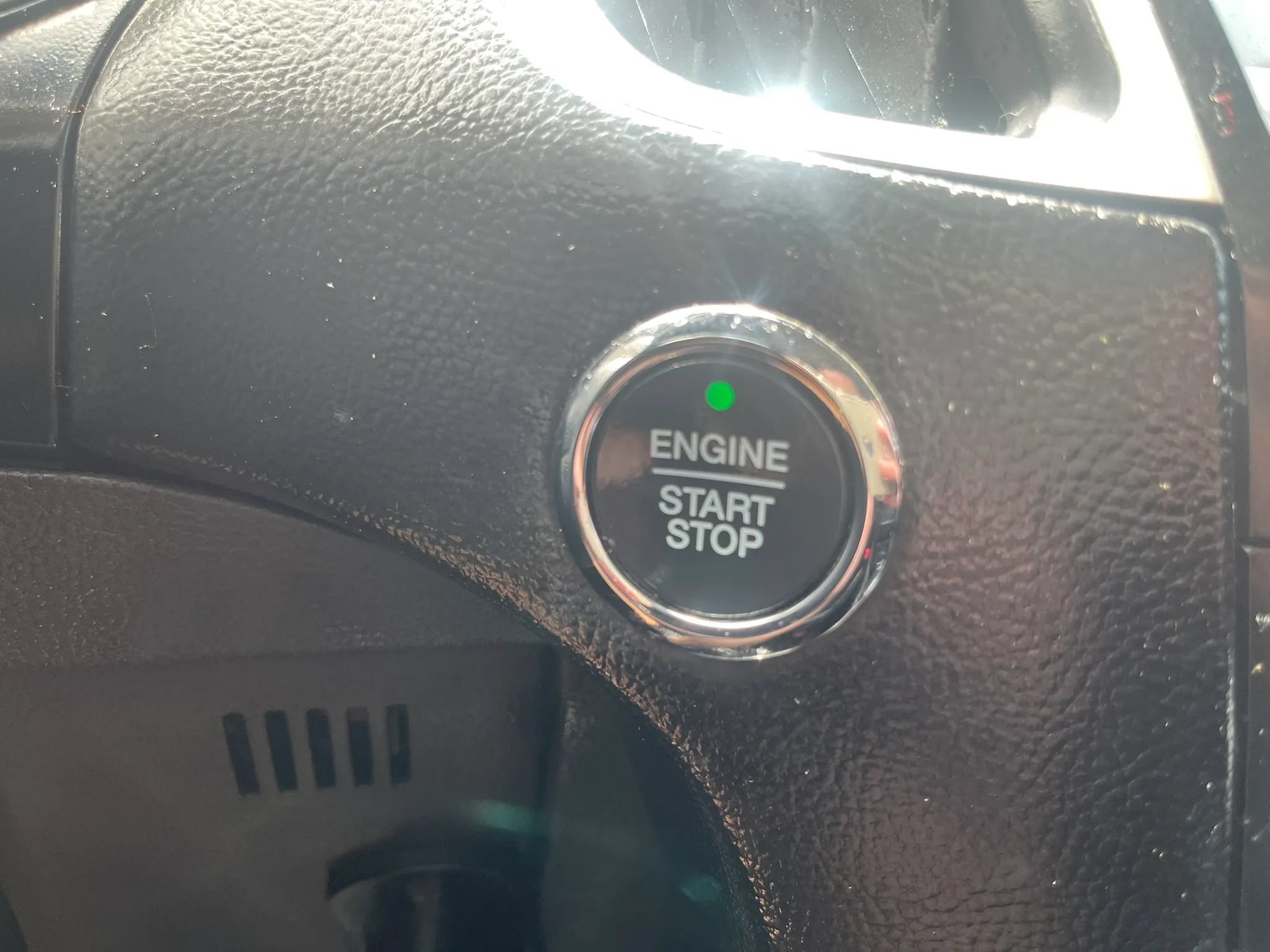Used 2020 Ford Edge SEL w/ Convenience Package FWD image 24