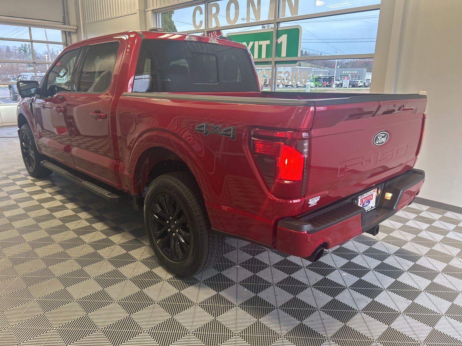 New 2025 Ford F150 XLT w/ Equipment Group 303A High image 4