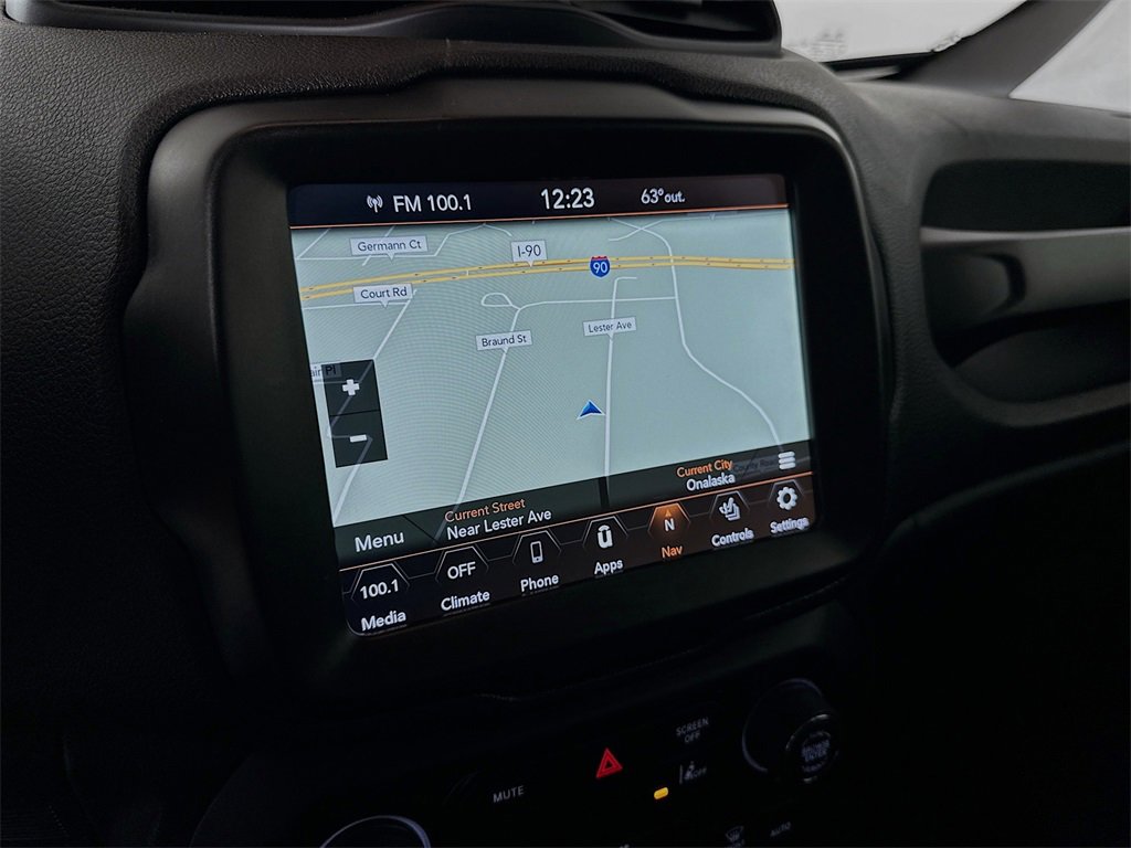 Used 2022 Jeep Renegade Latitude w/ Convenience Group image 30