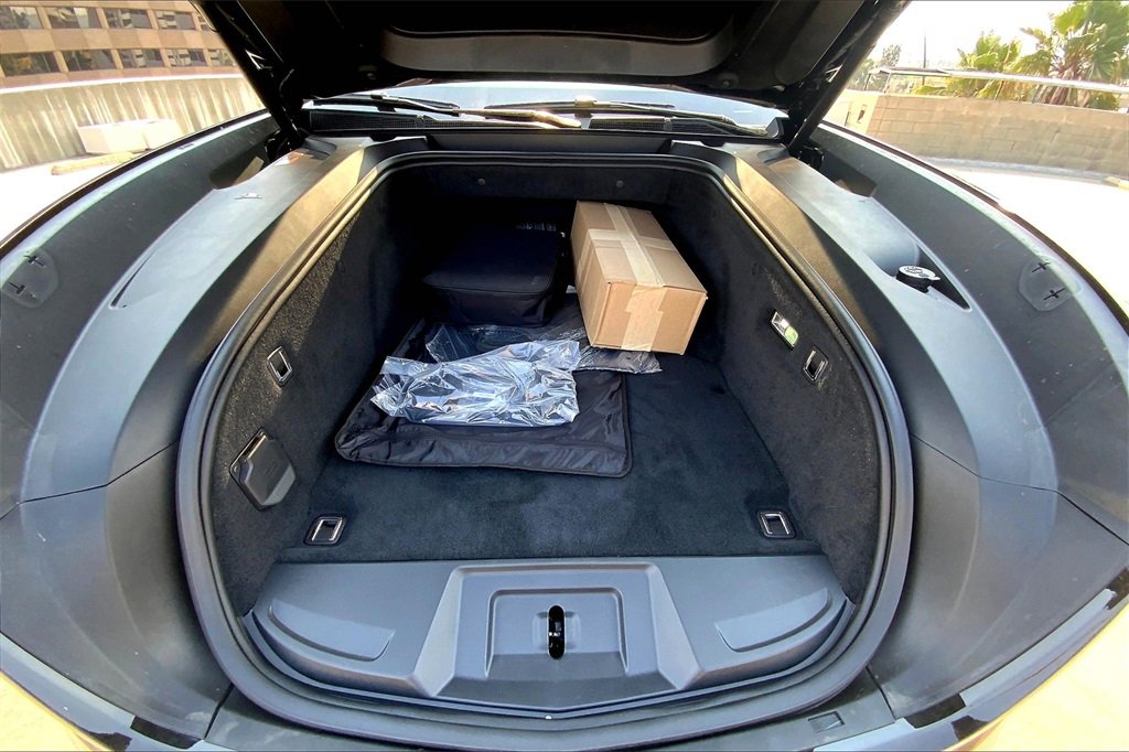 New 2026 Cadillac Escalade IQ Sport 2 w/ LPO, ONYX Package image 17